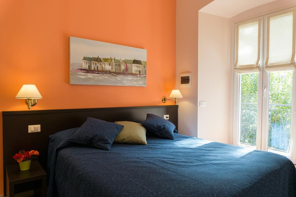 Bed & Breakfast Poppy House